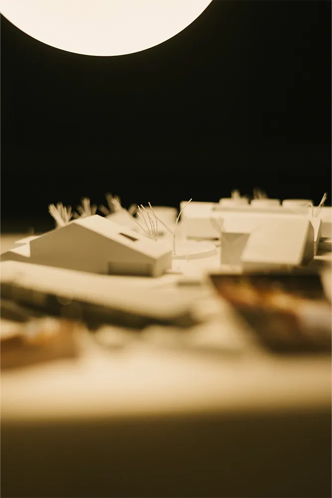 Scale model of the permanent museum in Bali dedicated to Eugene Kangawa / EUGENE STUDIO
